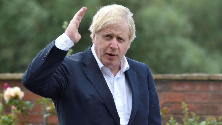 El regreso de los alumnos a las aulas desatará una nueva discusión en Reino Unido sobre la actuación del gobierno de Boris Johnson durante la pandemia. Foto: Reuters.