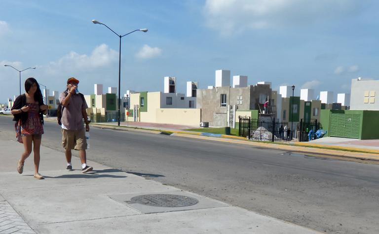 ASPECTOS DE DESARROLLOS DE VIVIENDA EN LOS ALREDEDORES DE QUERETARO