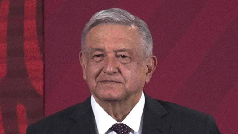 Cuauhtémoc, Ciudad de México, México, 24 de agosto de 2020.Andrés Manuel López Obrador, Presidente de México en conferencia de prensa en el Salón Tesorería de Palacio Nacional. Acompaña al mandatario: Esteban Moctezuma Barragán, secretario de Educación Pública; Ricardo Sheffield Padilla, titular de la Procuraduría Federal del Consumidor (Profeco) y los docentes Ruiz Vallejo Nephtaly GamalielSánchez Muñoz Nadia RaquelFoto: Carlos Ramos Mamahua /Presidencia