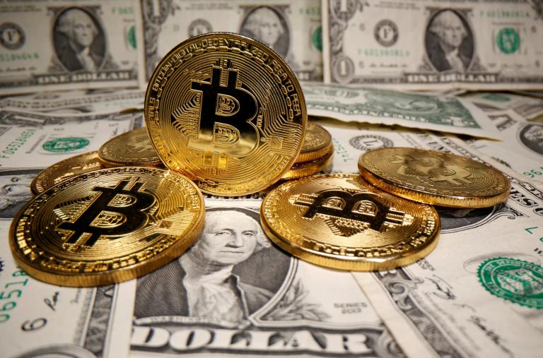 El creciente uso del bitcoin ha dado lugar al debate sobre si debería considerarse una moneda, un activo o una mercancía. Foto: Reuters