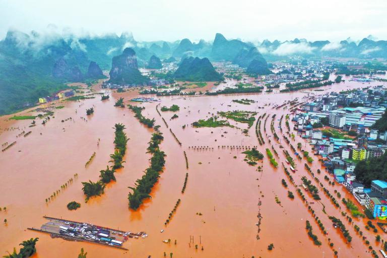 Las inundaciones en China fueron la pérdida individual más costosa, con 17,000 millones de dólares, aunque sólo 2% de los daños estaban asegurados. Foto: Reuters