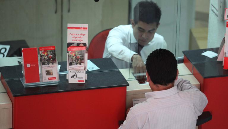 En su reporte de resultados para el cuarto trimestre del 2020, Banco Santander México precisó que otro 16% reestructuró sus créditos, y solo el 9% presentó pagos vencidos. Foto EE: Hugo Salazar