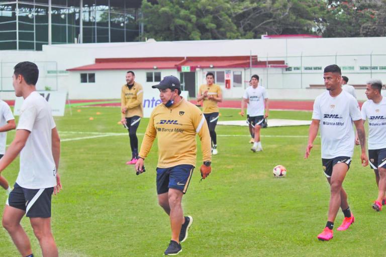 Oportunidad. Pese a que no habrá ascenso en los próximos dos años, Pérez se enfoca en forjarse más como entrenador. Foto: Especial