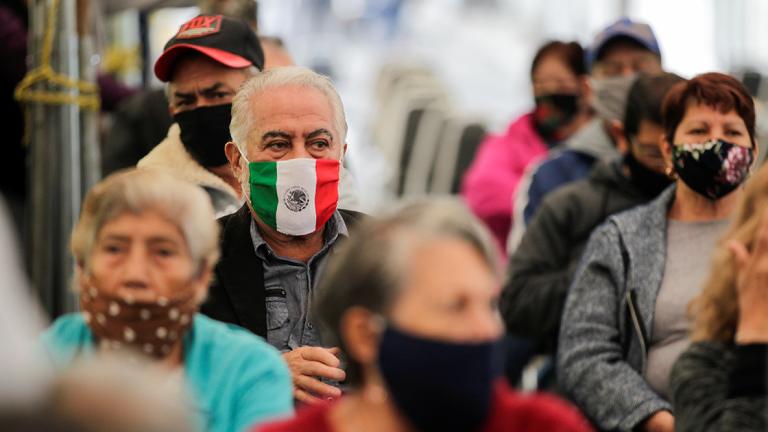 La Secretaría de Salud reportó que de las 31,850 camas generales habilitadas para atender a pacientes graves de Covid-19, 8,355 (26%) se encuentran ocupadas. Foto: Reuters