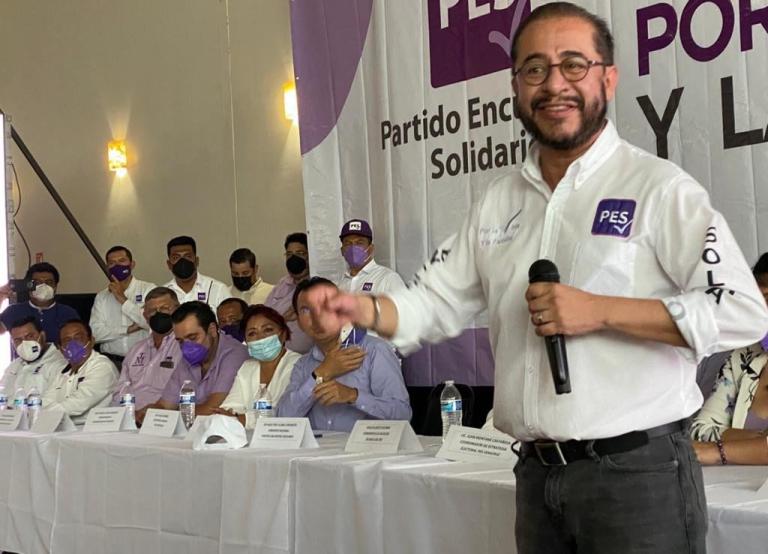 Hugo Eric Flores, dirigente nacional del Partido Encuentro Solidario (PES). Foto: Tomado de Facebook oficial.