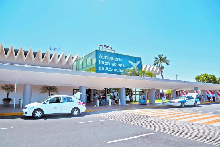 Grupo Aeroportuario del Centro Norte, administrador del aeropuerto de Acapulco, ha tenido un rendimiento favorable en la Bolsa. Foto EE: Aarchivo