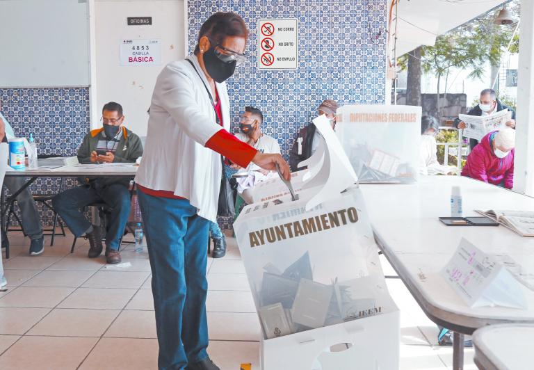 Los ciudadanos sufragaron el 6 de junio para renovar también a los líderes de la mayoría de los municipios en el país. Foto EE: Hugo Salazar