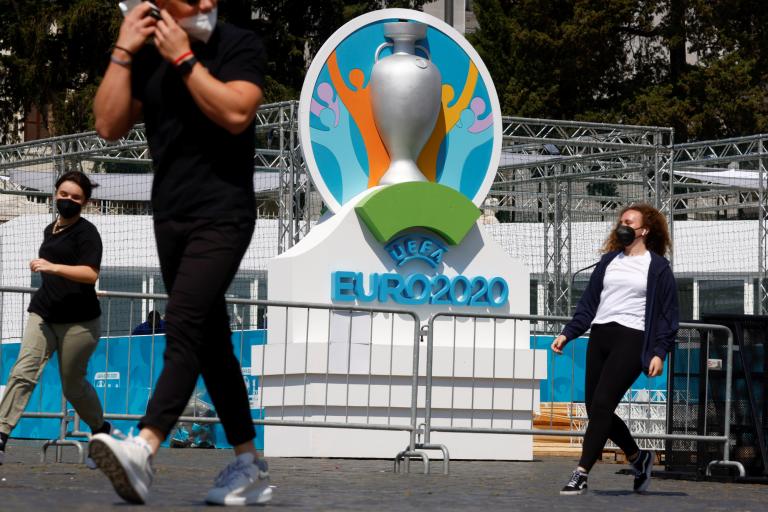 Inédito. Pese al covid, la Eurocopa mantuvo el proyecto de celebrarse, por primera vez, en más de dos países (11 en total). Foto: Reuters