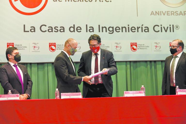 El Colegio de Ingenieros presentó ayer un reporte realizado sobre las condiciones de otras zonas de la L12 del Metro capitalino. Foto EE: Rosario Servin