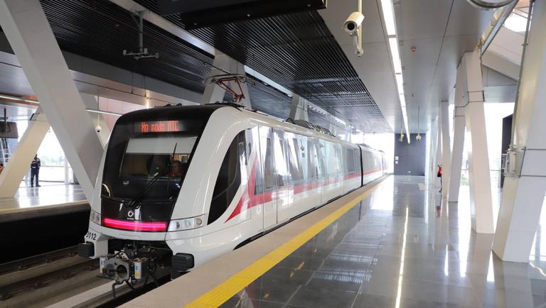 La Línea 3 del tren ligero consta de 21.5 kilómetros de longitud a lo largo de los cuales se construyeron 18 estaciones, 13 elevadas y cinco subterráneas. Foto EE: Archivo