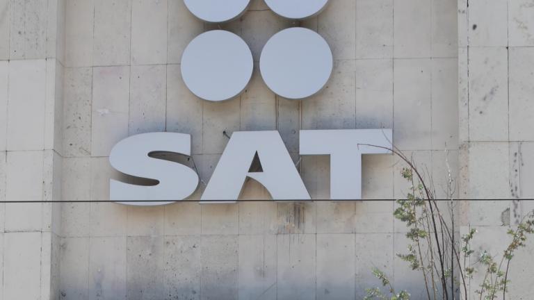 Si va a vencer la contraseña, será más fácil actualizarla o cambiarla de manera online a comparación de la firma electrónica en donde debe acudir a las oficinas del SAT