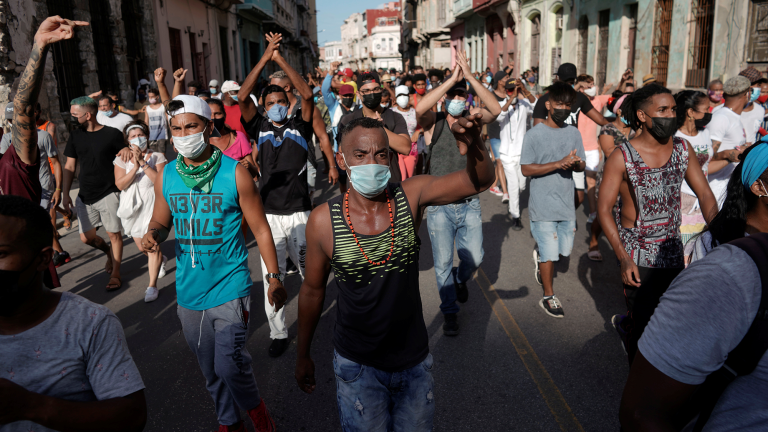 Manifestaciones en Cuba el domingo 11 de julio. Foto: Reuters.