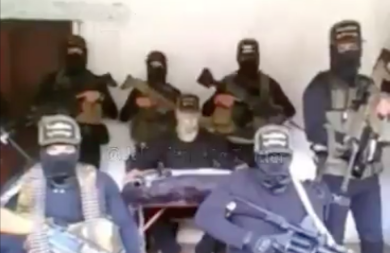 Captura de pantalla del video difundido en redes sociales donde aparecen presuntos integrantes del CJNG. 