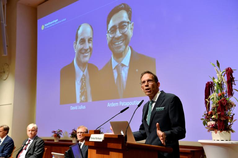 Los doctores estadounidenses David Julius y Ardem Patapoutian recibieron el Premio Nobel  de Medicina 2021 por sus descubrimientos de los receptores de la temperatura y el tacto. Foto: Reuters