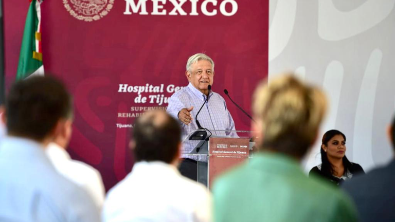 El presidente Andrés Manuel López Obrador encabezó la supervisión de obras de rehabilitación integral del Hospital General de Tijuana. Foto EE: Cortesía Presidencia de México