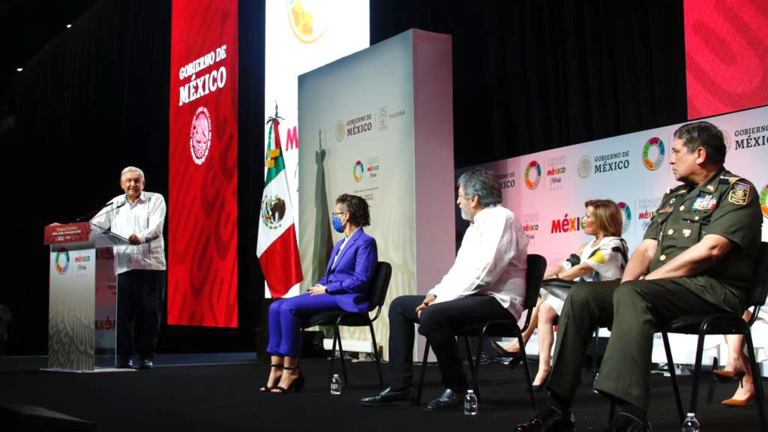 El presidente Andrés Manuel López Obrador encabezó la inauguración del Tianguis Turístico en Mérida, Yucatán. Foto EE: Cortesía Presidencia de México