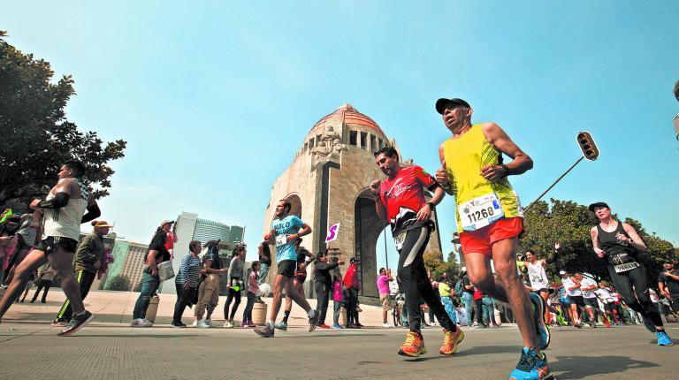 este 25 de agosto apartir de las 7am se efectuo la 37 edicion de maraton internacional de la CDMX