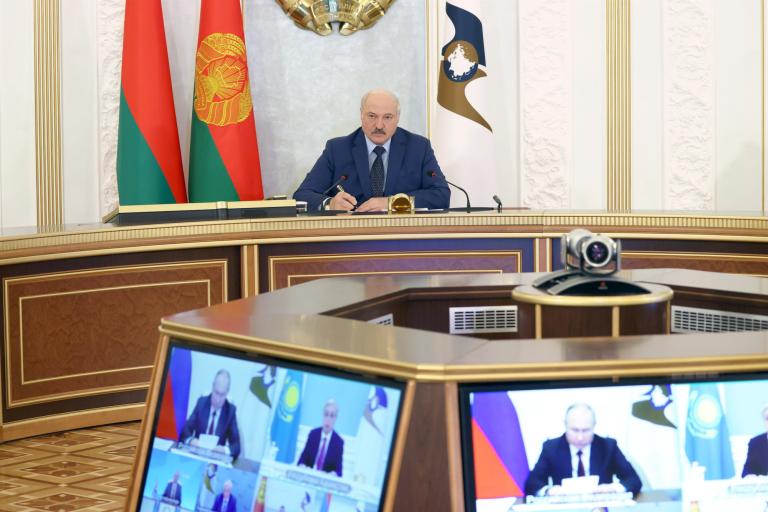 El presidente de Bielorrusia, Alexander Lukashenko, es señalado de promover políticas de represión en contra de periodistas disidentes. Foto: Europa Press.