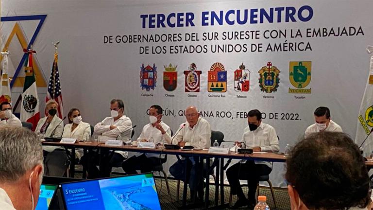 El embajador de Estados Unidos en México, Ken Lee Salazar, participó en el Encuentro de los Gobernadores del Sur-Sureste con la Embajada de Estados Unidos que se realizó en Cancún, Quintana Roo. Foto EE: Cortesía / Twitter @USAmbMex