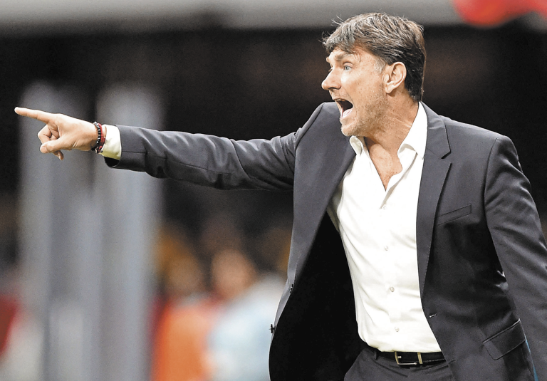 Hernán Cristante, director técnico del club Querétaro. Foto: AFP