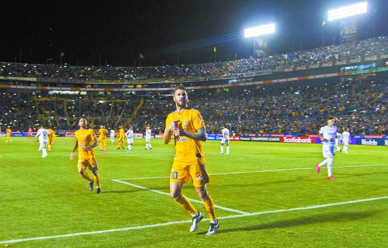 MONTERREY, NUEVO LE�?N, 26FEBRERO2020.- André-Pierre Gignac del equipo de los Tigres de la UANL, celebra el gol, ante el equipo de Alianza de El Salvador, en el estadio Universitario, partido de vuelta de octavos de final de la CONCACAF, Liga de Cam