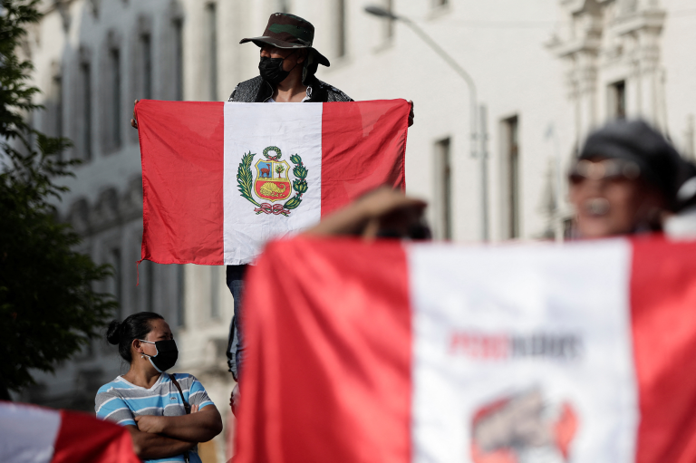 Perú ha vivido en lo que va de abril violentas jornadas de protestas en rechazo al aumento de precios de los alimentos y combustibles, impulsados en parte por la guerra en Ucrania. Foto: Reuters