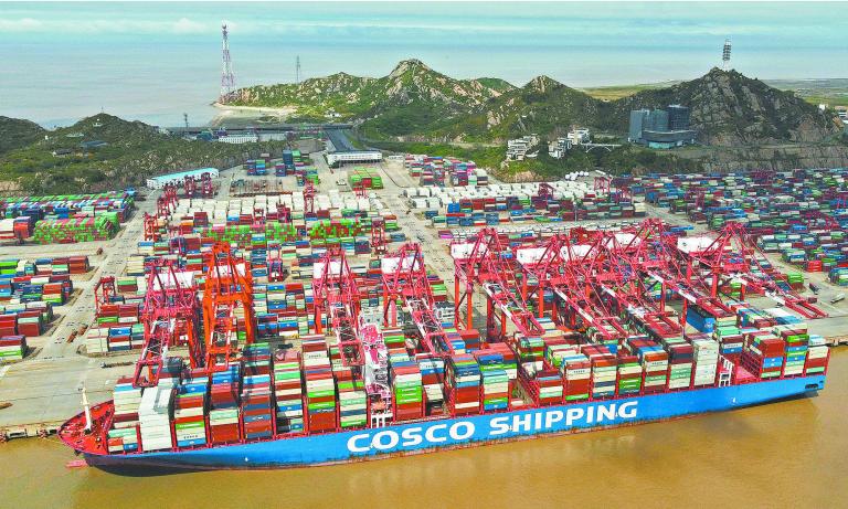 Container ship at the Yangshan Deep Water Port in Shanghai