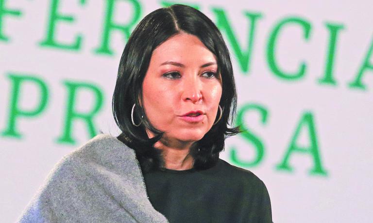 Victoria RodrÌguez Ceja, subsecretaria de Egresos de la SecretarÌa de Hacienda y CrÈdito P˙blico (SHCP), y quien iniciando el aÒo  2022se convertir· en la Gobernadora del Banco de MÈxico, durante la maÒanera en Palacio Nacional.