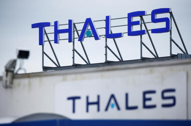 Logo de la compañía Thales en Brest, Francia. Foto: Reuters