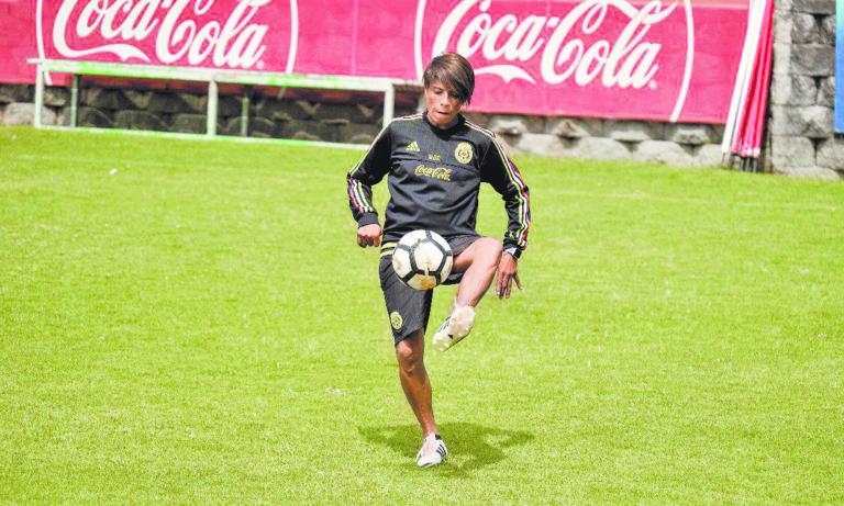 Sin embargo, Maribel Domínguez y el preparador físico Roberto Melville, quedaron separados de manera definitiva de la Selección