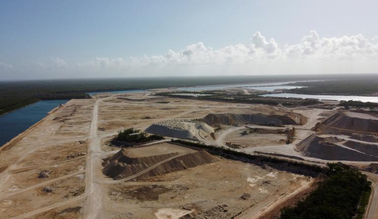 Vulcan Materials es la empresa estadounidense propietaria de la mina a cielo abierto Sac-Tun en Playa del Carmen. Foto: Reuters