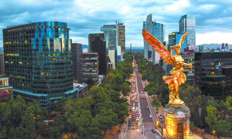 Mexico,City,-,March,17,,2017:,Frontal,Aerial,View,Of