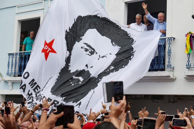  Luiz Inácio Lula da Silva en un mitin de campaña en la Escuela de Samba Portela en Río de Janeiro, Brasil, el 25 de septiembre de 2022. Foto: Reuters