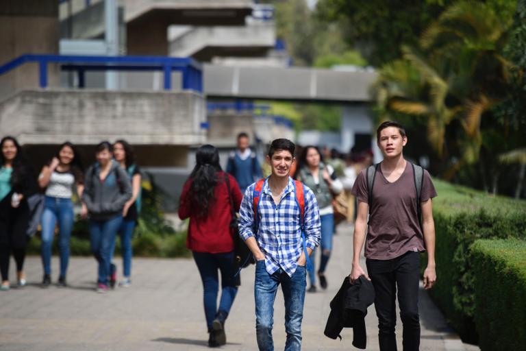 Nuevo León es una de las siete entidades en el país que disminuyeron la tasa de eficiencia terminal de educación media superior. A nivel nacional el indicador en el ciclo escolar 2020-2021 fue de 67.5 por ciento. Foto EE: Archivo