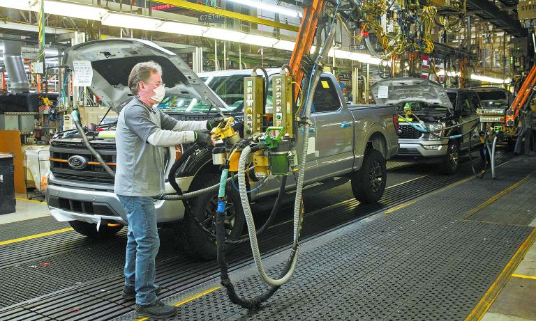 Alemania, la economía más importante de Europa, el PMI cayó a 45 puntos