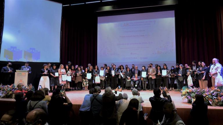 INAH entregó el Premio Antonio García Cubas 2022 al mejor libro y labor editorial en el ámbito Antropología y la Historia. Foto EE: Cortesía INAH / M. Marat