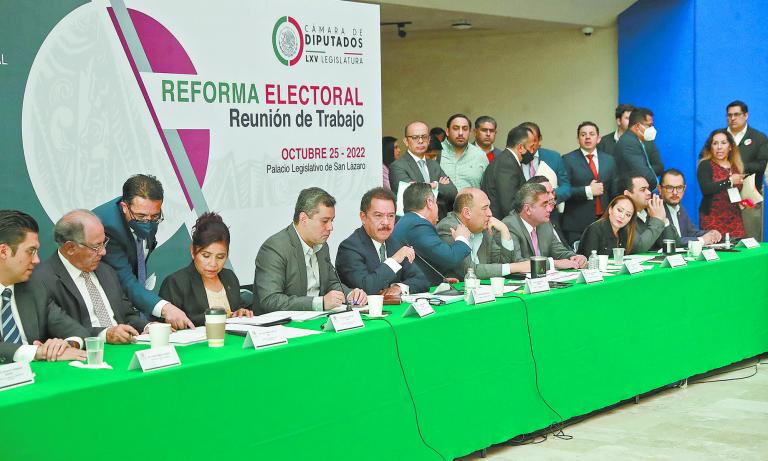 Jorge Romero (PAN), dijo congratularse de que se pretenda aprobar una reforma electoral plural