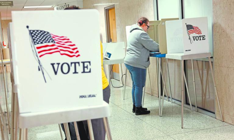 Hoy son las elecciones intermediaras en los Estados Unidos y podrán meter un poco de “ruido” a la cotización del peso frente al dólar. Foto: AFP