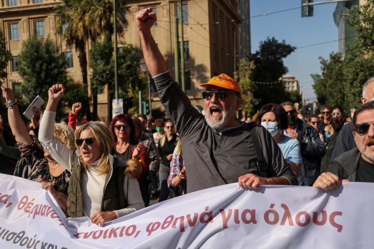 Las movilizaciones en Grecia para pedir un aumento a los salarios se unen a los reclamos en otros países. Foto: Reuters