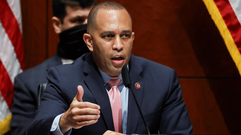 Hakeem Jeffries fue elegido como nuevo líder de su bancada en la Cámara de Representantes de Estados Unidos. Foto: Reuters