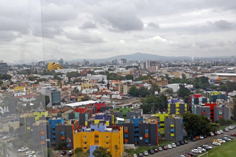 Guadalajara se ha caracterizado por ser una ciudad que alberga a entidades tecnológicas en México. Foto: Shutterstock.