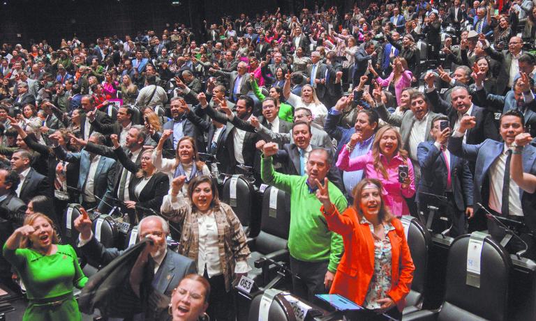 Rubén Moreira Valdez, diputado del PRI, externó que el voto de su grupo parlamentario sería en contra.