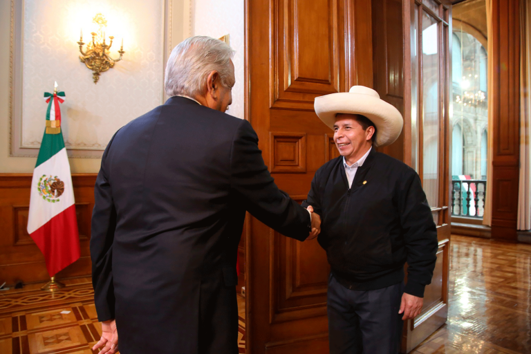 Reunión entre el entonces presidente de Perú Pedro Castillo con el presidente Andrés Manuel López Obrador el 17 de septiembre de 2021. Foto EE: Cortesía Twitter Foto EE: Cortesía Twitter