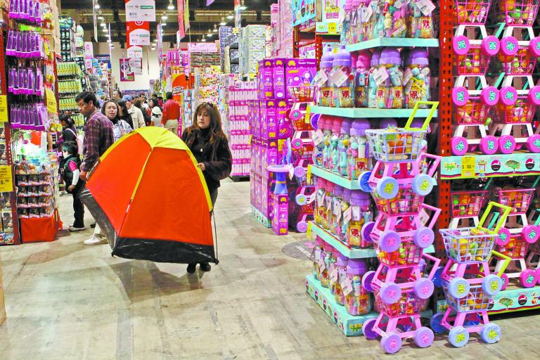 La Concanaco recalcó la importancia de consumir en el comercio formal. Foto: Cuartoscuro