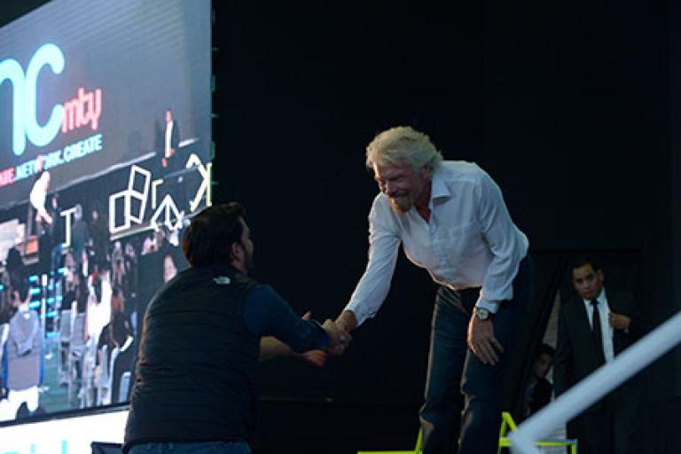 Virgin Orbit es propiedad en parte del multimillonario Richard Branson. Foto EE: Archivo