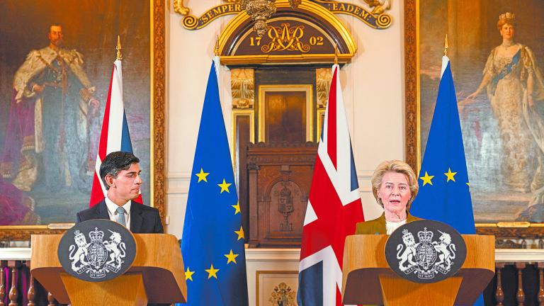 British Prime Minister Rishi Sunak and European Commission President Ursula von der Leyen hold a news conference at Windsor Guildhall