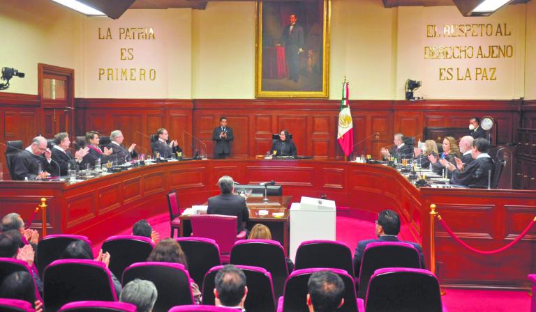 Tan sólo por la primera parte del llamado “plan B” se han interpuesto más de 100 recursos ante la Suprema Corte. Foto EE: Eric Lugo