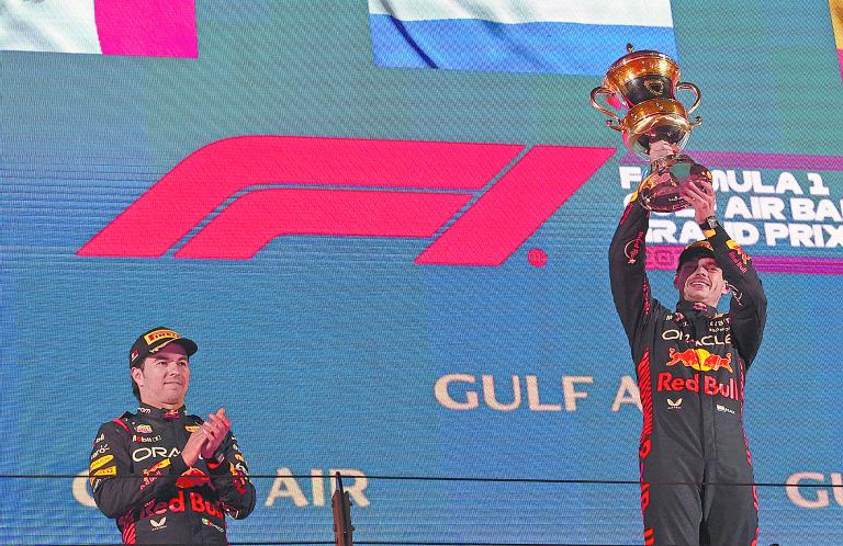 Es la primera vez que Checo Pérez subió al podio en el primer Gran Premio de una temporada Foto: Reuters