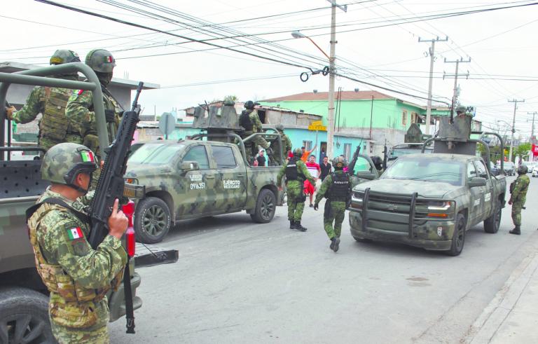 Autoridades reconocieron que los jóvenes no estaban armados ni se enfrentaron a Sedena. Foto: Reuters