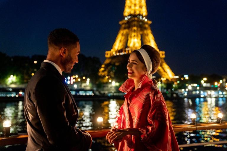 ‘Emily en París’, una serie que no escatima en tópicos parisinos. Foto: Allociné